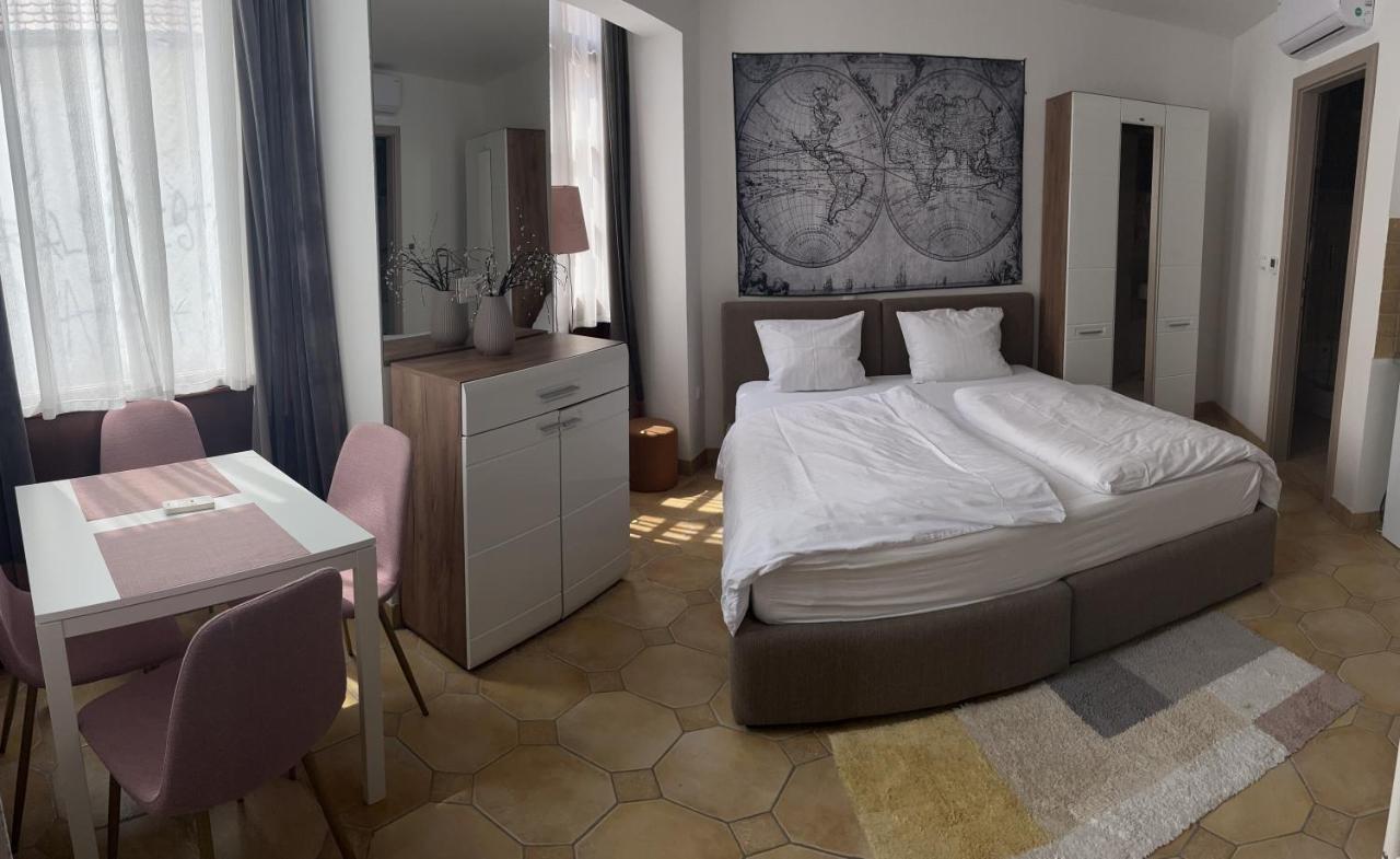 לובליאנה Aparthotel Cross Street 4 מראה חיצוני תמונה