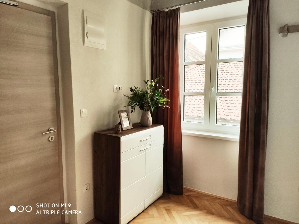 לובליאנה Aparthotel Cross Street 4 מראה חיצוני תמונה